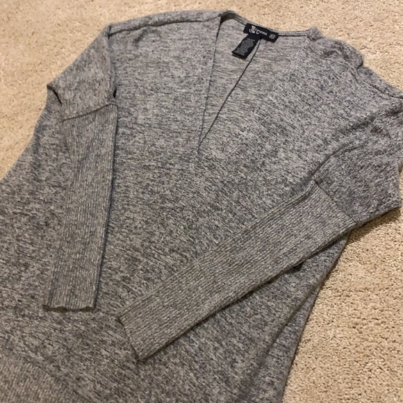 Gray V Neck Tunic Sweater- Size XS - Picture 2 of 3